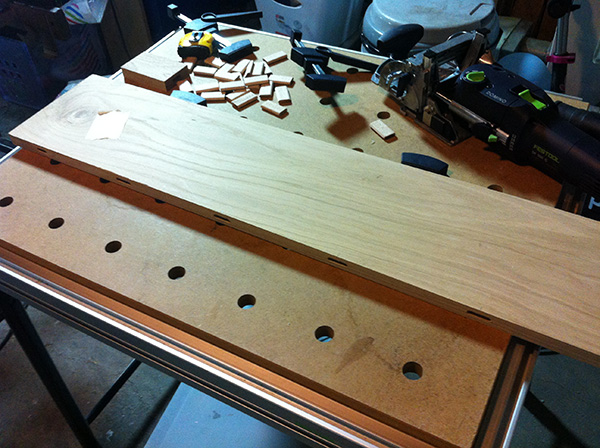 Travailler le bois table chêne Festool Domino MFT