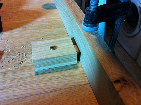 Travailler le bois table chêne 