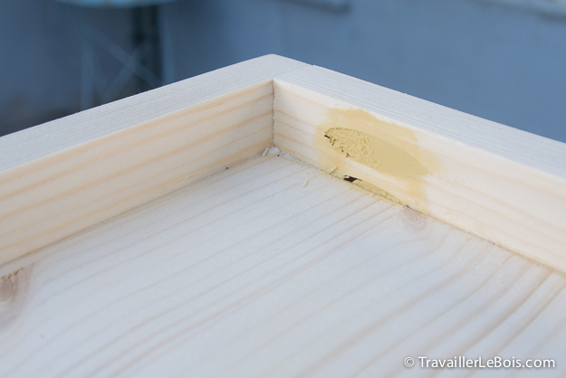 Reboucher trou avec pâte à bois