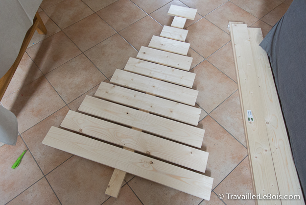 Fabriquer un sapin de Noël en bois