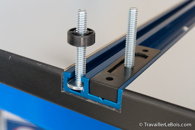 Table de défonceuse – 04 – Rails parallèles